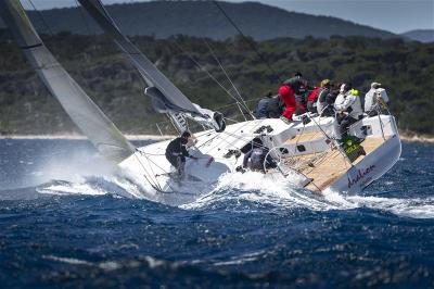 Comienza la 60ª GIRAGLIA ROLEX CUP tras el triunfo del "Near Miss" entre boyas Comienza la 60ª GIRAGLIA ROLEX CUP tras el triunfo del "Near Miss" entre boyas